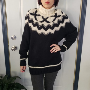 Vintage 90s ESPRIT Wool Turtleneck Sweater‎
